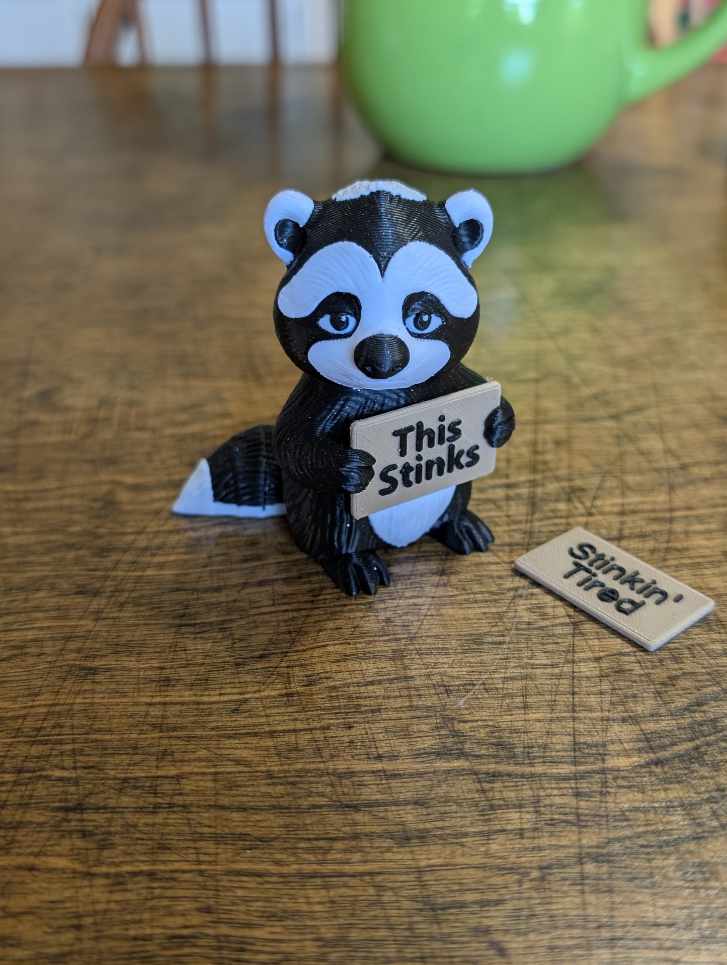 Grumpy Skunk Desk Figurine — 4.5 Inch | 2 Interchangeable Signs