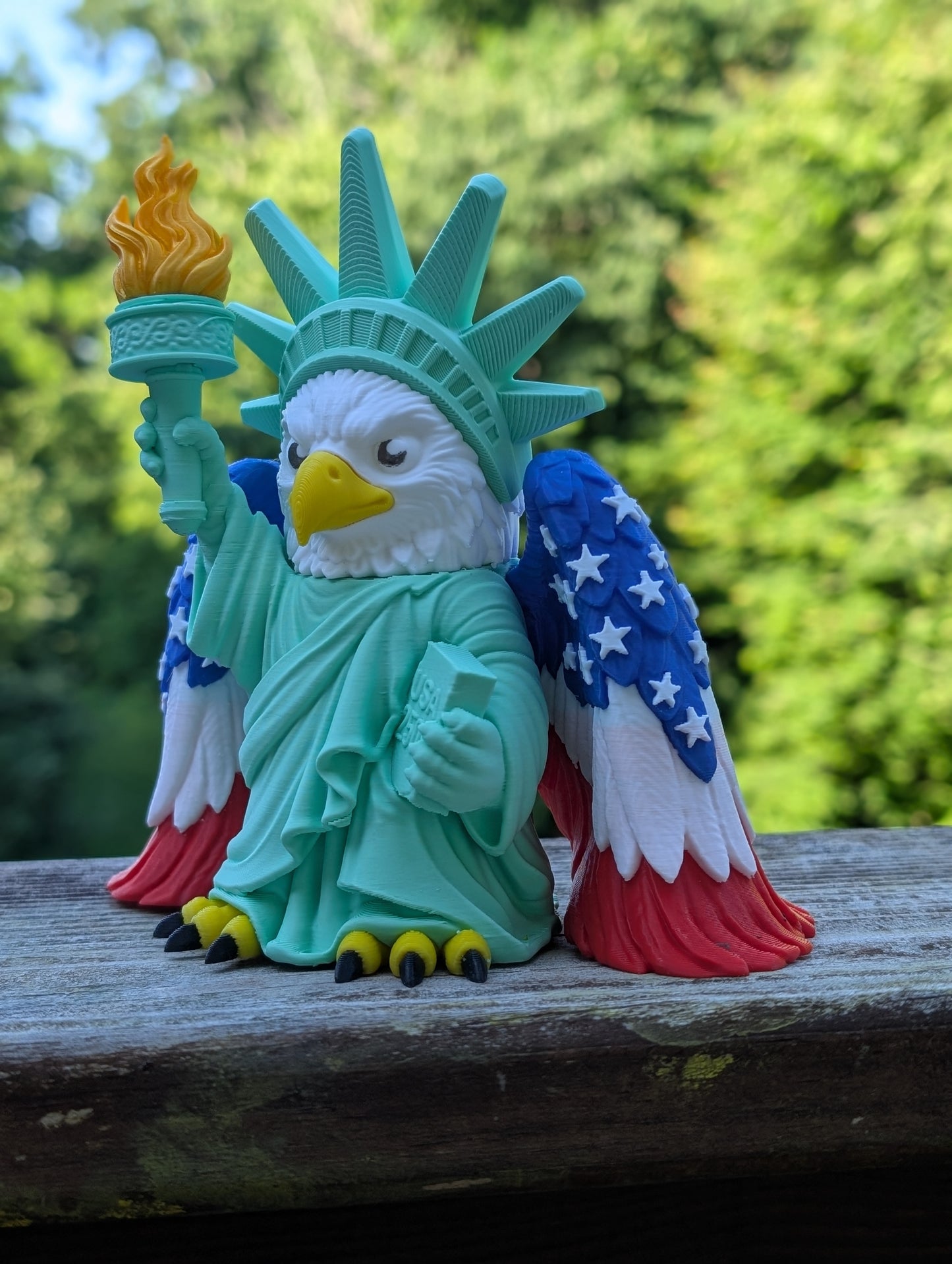 Lady Liberty Bald Eagle Statue