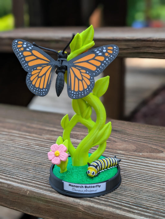 Monarch Butterfly Interactive Diorama — Life-Size 3D Printed Nature Display